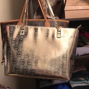 Perfect condition gorgeous gold MK handbag